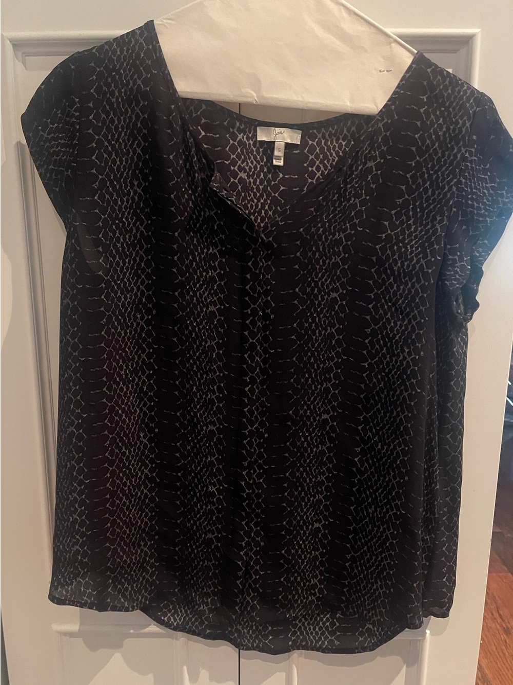 Joie Silk Blouse Black Snakeskin Print Cap Sleeve Top Size S